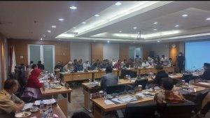 Suasana-rapat-kerja-Komisi-B-DPRD-DKI-Jakarta-dengan-PT-Jakpro.jpg
