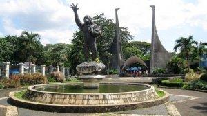 Taman-Margasatwa-Ragunan.jpg