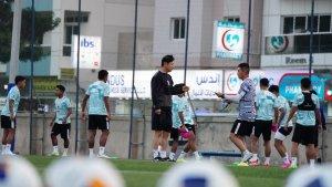 Timnas-Indonesia-U-23-menggelar-latihan-di-Lapangan-Humaidal-Tayer-Stadium.jpg