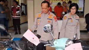 Unit-Reskrim-Polsek-Pasar-Minggu-menangkap-tiga-pelaku-perampasan-sepeda-motor.jpg