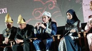 Vino-Bastian-dan-Laudya-Cynthia-Bella.jpg