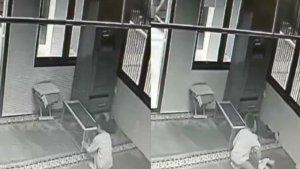 Viral-di-media-sosial-aksi-pencurian-kotak-amal-di-sebuah-Musholla-di-Depok.jpg