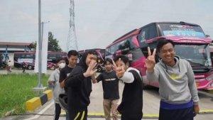 emaja-membuat-konten-media-sosial-dengan-musik-dari-klakson-telolet.jpg