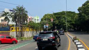 jalur-sepeda-di-jalan-juanda.jpg
