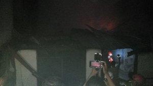 kebakaran-di-Jalan-Margonda-Pondok-Cina-Kota-Depok.jpg