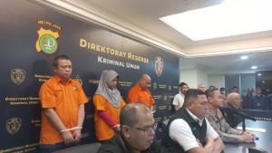 tiga-tersangka-penipuan-travel-umroh-PT-Naila-Syafaah-Wisata-Mandiri.jpg
