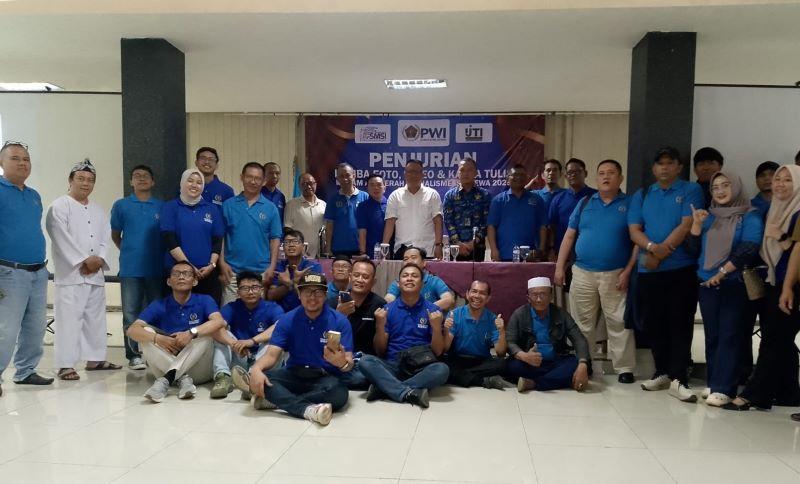 Anugerah-Jurnalis-PWI-Kabupaten-Bogor.jpg
