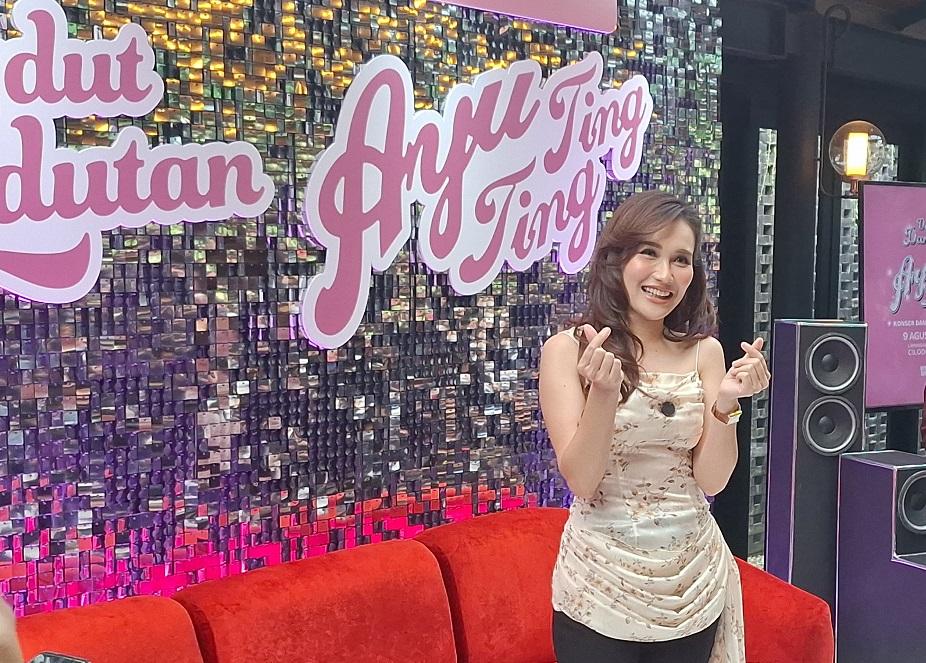 Ayu-Ting-Ting-ketika-ditemui-di-kawasan-Pakubuwono-2.jpg