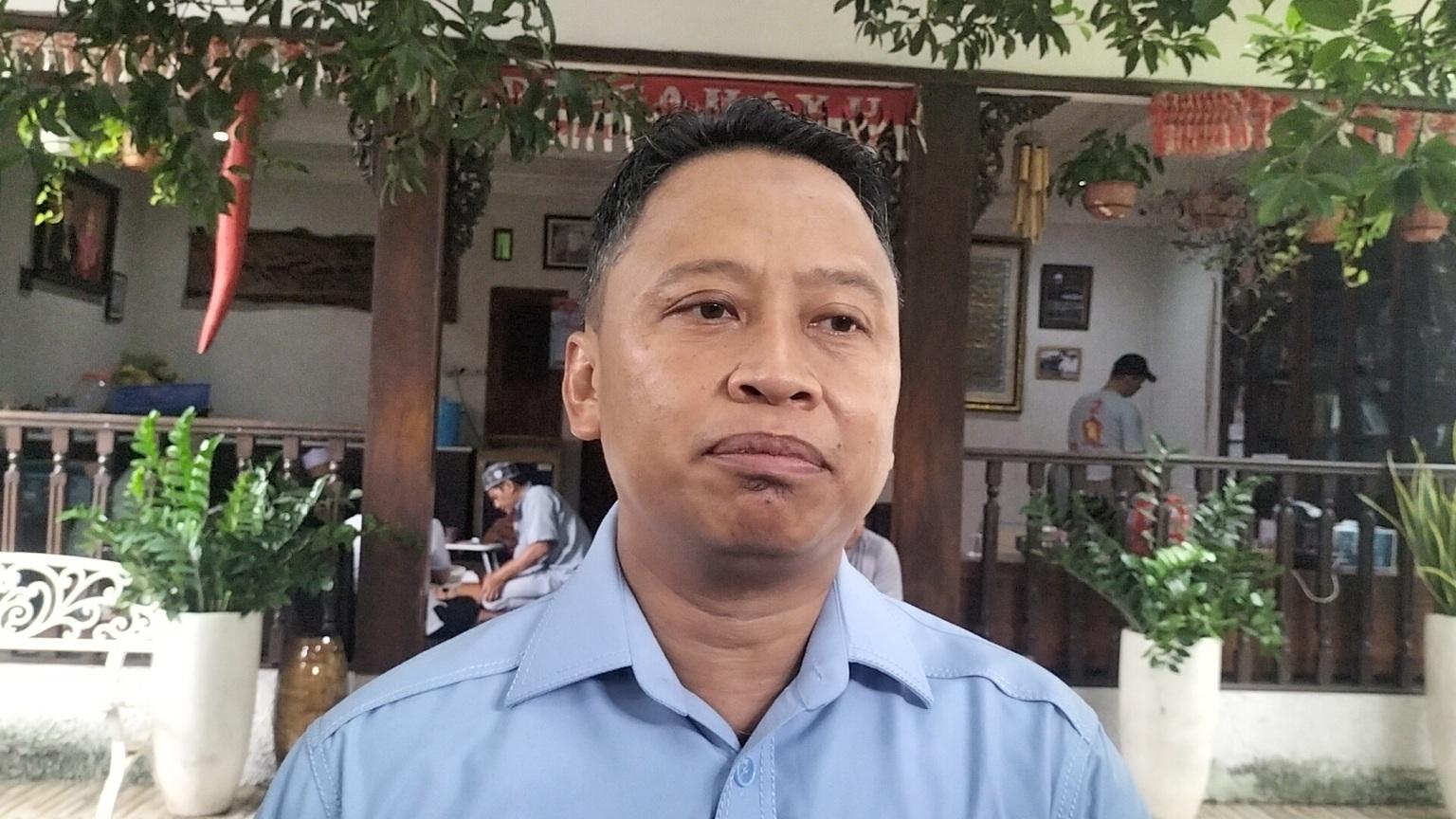 Optimis Menang, Calon Wali Kota Depok Supian Suri dan Keluarga Akan Nyoblos di TPS 08 Cilodong