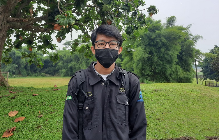 Fariz-Jakmania-asal-Bogor-saat-ditemui-di-lapangan-latihan-Persija.jpg