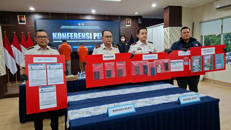 Imigrasi-Jakarta-Barat-Tangkap-WNA.jpg