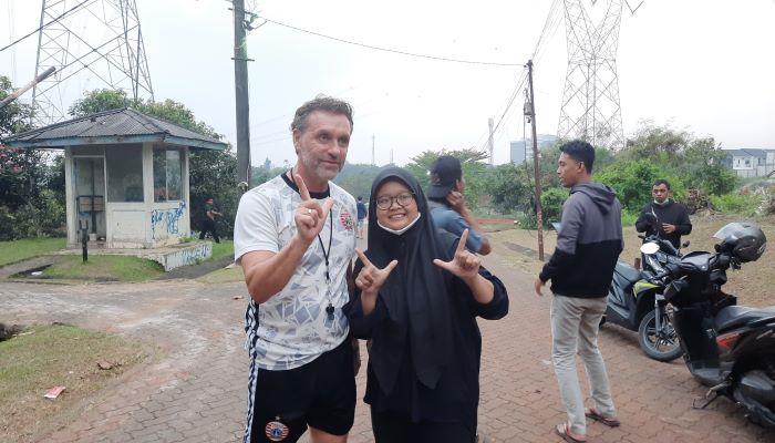 Jak-Angel-Persija-Depok-dengan-Thomas-Doll.jpg