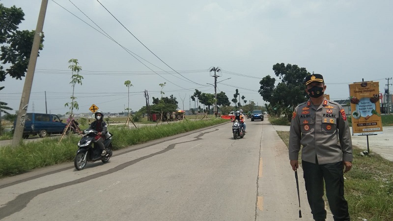 Catat Nomor Whatsapp Kapolres, Bisa Chat Langsung Bila Alami Kendala Ketika Melintasi Karawang