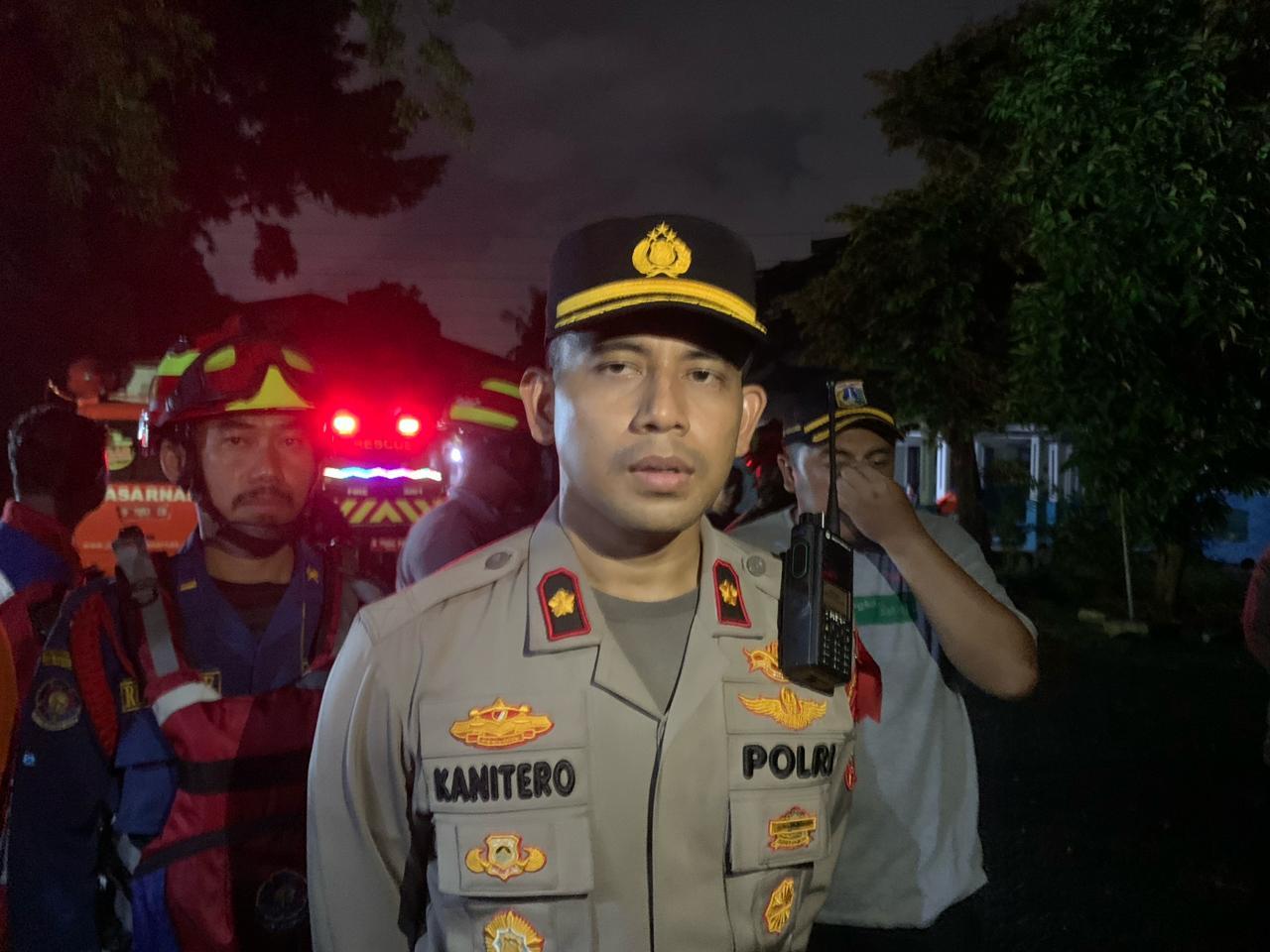 Kapolsek-Mampang-Prapatan-Kompol-David-Yunior-Kanitero-mengatakan.jpg