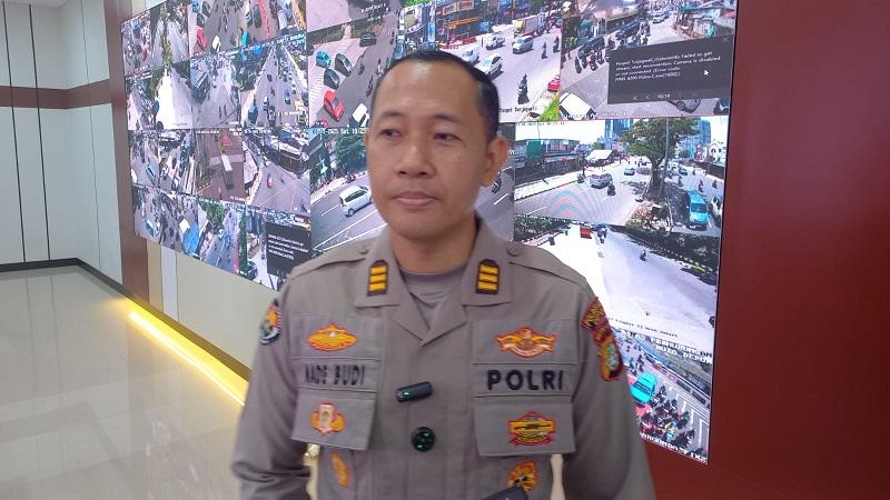 Kasi-Humas-Polres-Metro-Depok-AKP-Made-Budi-21125.jpg