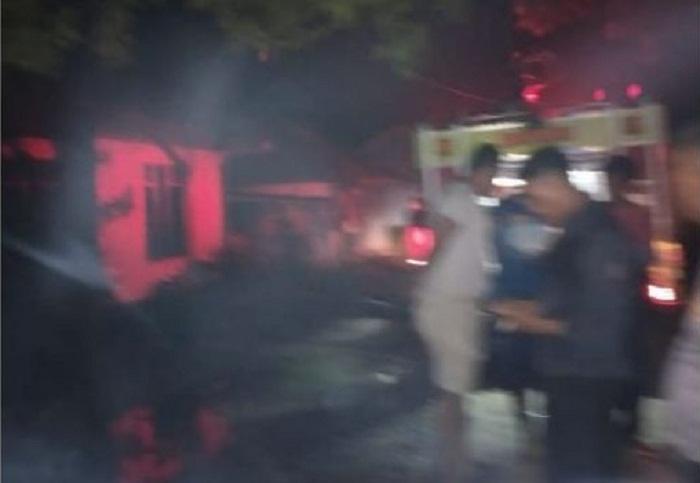 Lagi Asyik Tidur, Jurjani Kaget Api Mengepung Rumahnya di Rumpin, Kerugian Mencapai Rp 200 Juta