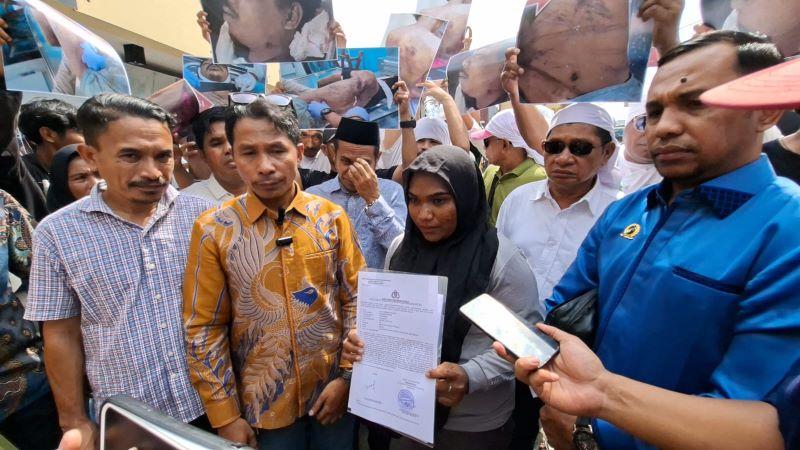Korban-penganiayaan-TNI-AL-di-Tapos-Depok.jpg