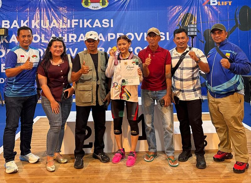 Lifter-atau-atlet-binaan-Perkumpulan-PBSI-Kabupaten-Bekasi.jpg