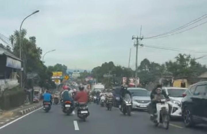 One-way-Puncak-arah-Jakarta.jpg