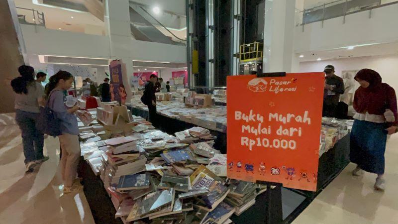 Pasar-Literasi-Blok-M.jpg