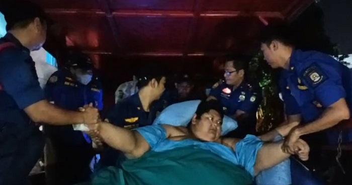 Pasien-obesitas-berbobot-300-kilogram-Muhammad-Fajri-alias-MF-26-meninggal-dunia.jpg