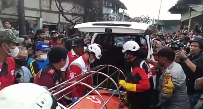 Ibu dan Anak Ditemukan Tewas Berpelukan dalam Tragedi Kebakaran Depo Pertamina Plumpang