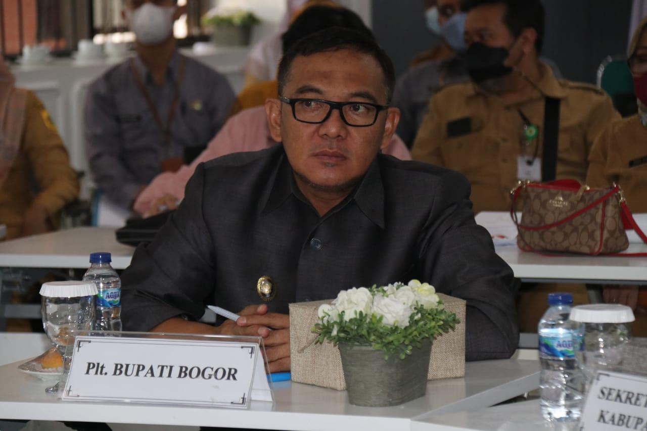 Plt-Bupati-Bogor-Iwan-Setiawan-dalam-evaluasi-pelaksanaan-SAKIP.jpg