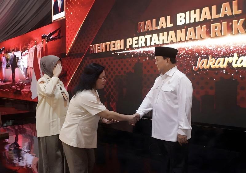 Prabowo Gelar Halal Bihalal Bersama 1.000 Pegawai Kemhan, Ingatkan Pentingnya Pertahanan yang Kuat