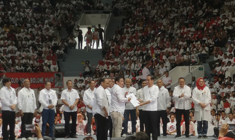 Terima Hasil Musra Relawan Soal Capres dan Cawapres, Jokowi Akan Bisikan ke Partai-partai