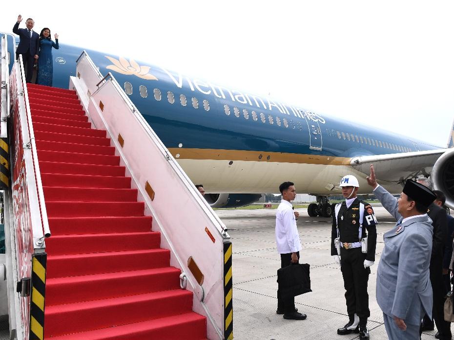 Presiden-Prabowo-kawal-kepulangan-partai-komunis-vietnam.jpg