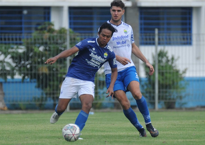 Pemain Diklat Persib Bandung Ridwan Ansori Dapat Kesempatan Ujnjuk Gigi dari Pelatih Robert Alberts.