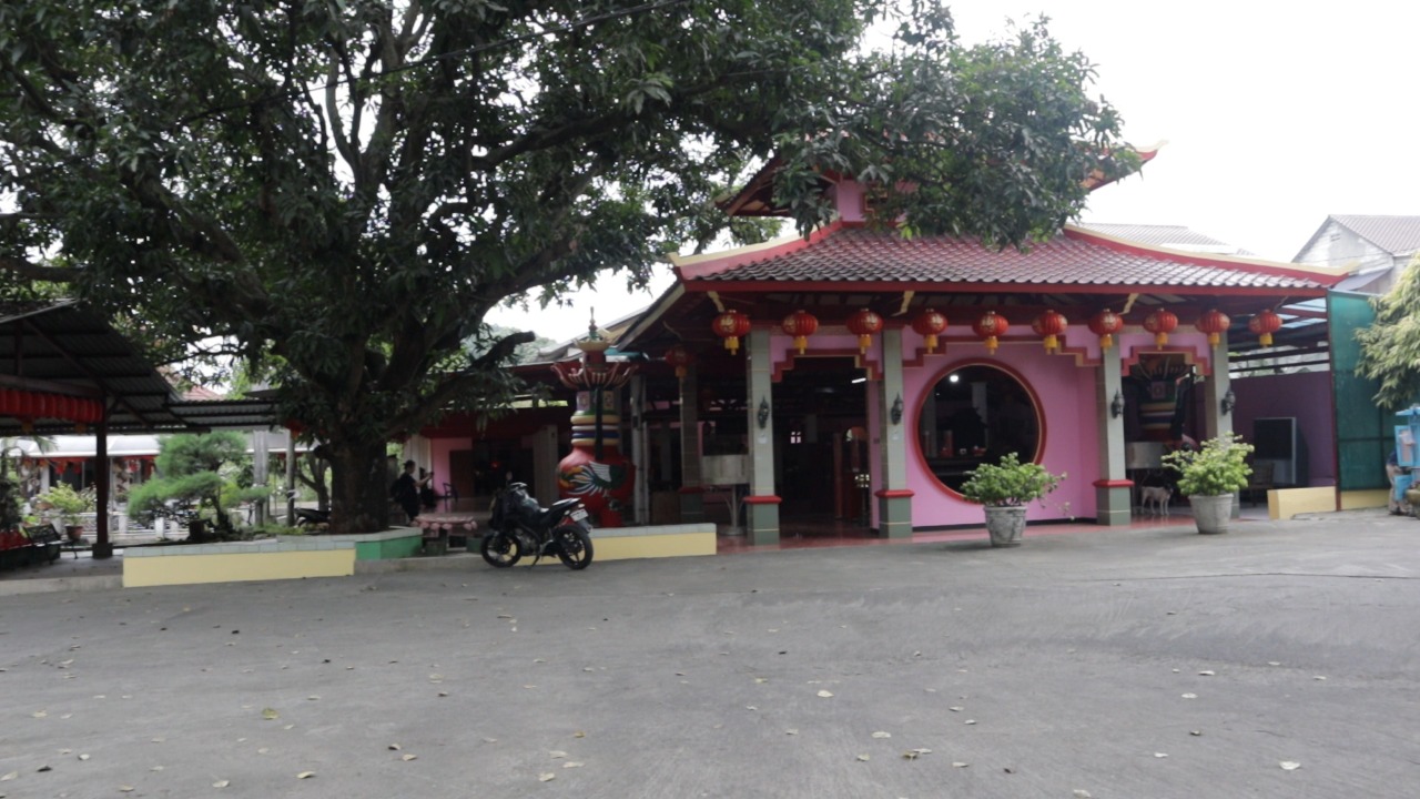 Vihara-Gayatri-kecamatan-Tapos-Kota-Depok.jpg