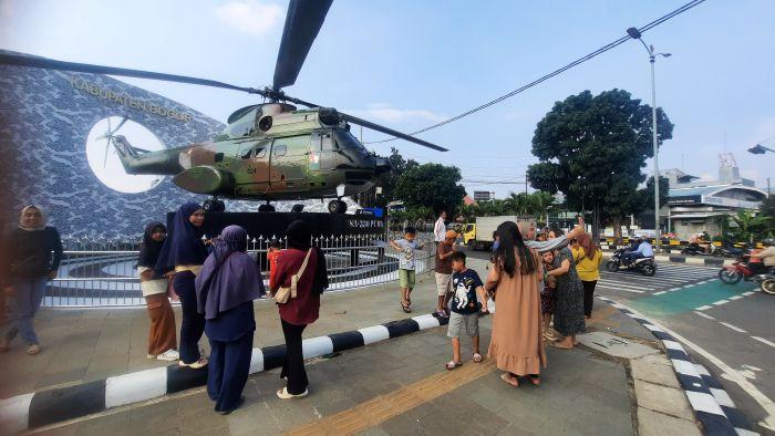 Tak Jauh dari Depok, Tugu Helikopter Jadi Destinasi Wisata Baru di Cibinong Bogor