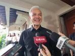 Capres-Ganjar-Pranowo-saat-ditemui-di-Depok.jpg
