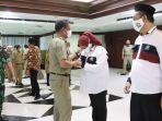 Munjirin-melantik-pengurus-BKKKS-Jakarta-Selatan.jpg