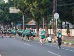 Peserta-Siliwangi-Run-melintasi-Jalan-Tegar-Beriman-di-Cibinong.jpg