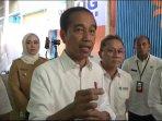 Presiden-Joko-Widodo-Jokowi-di-Gudang-Bulog-Purwasari-Karawang-pada-Kamis-1482023.jpg