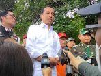 Presiden-Republik-Indonesia-Joko-Widodo-langsung-meninjau-lokasi-gempa-di-Kampung-Pos-Desa-Cijedil.jpg