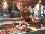 Suasana-blok-daging-sapi-di-Pasar-Cisalak-Cimanggis-Kota-Depok-pada-Rabu-2322022.jpg