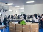 Suasana-orientasi-calon-relawan-SPPG-di-SPPG-Polsek-Palmerah.jpg