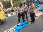 Yoga-Setyo-17-tewas-seketika-sesaat-setelah-motor-yang-dikendarainya-menabrak-truk.jpg