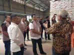 inspeksi-mendadak-sidakdi-gudang-beras-Jakarta-Utara-Kamis-2222024.jpg