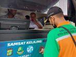 warga-Depok-bayar-pajak-kendaraan.jpg