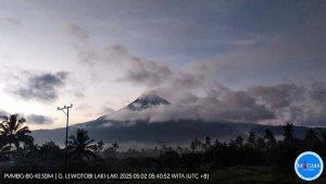 6-Jam-Terakhir-Gunung-Lewotobi-Laki-laki-Alami-4-Kali-Gempa-Guguran.jpg