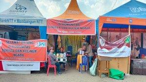 Barliner-salah-satu-stand-UMKM-di-depan-Stadion-Lebijaga-Bajawa.jpg