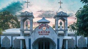 GEREJA-KATOLIK-ARYOS-NIKI-NIKI-TTS.jpg