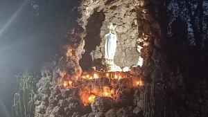 Gua-Maria-Lourdes-Watuwoga-berada-di-Dusun-Watuwoga-Desa-persiapan-Waturia-Kabupaten-Sikka.jpg