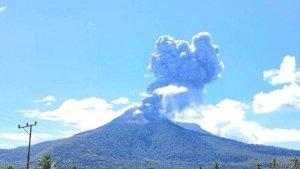 Gunung-Lewotobi-Satu-Tahun-Meletus.jpg