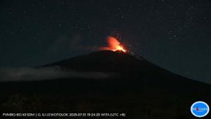 Gunung-Lewotolok-Lembata-135-Kali-Gempa-Erupsi-169-Kali-Gempa-Hembusan.jpg