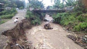 Jembatan-di-Ndori.jpg